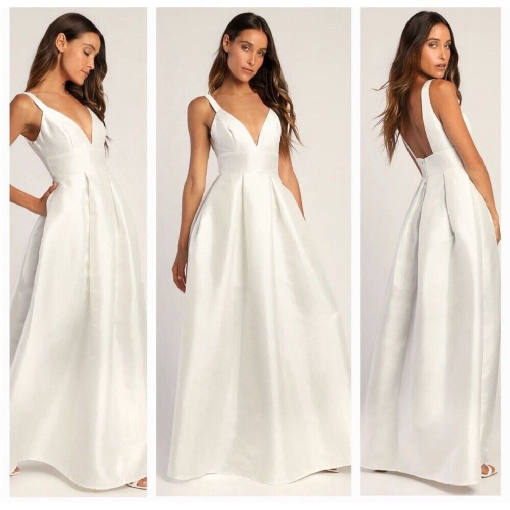 Lulus Manju Elegant sleeveless ivory Wedding Gown Size Medium - Picture 2 of 16